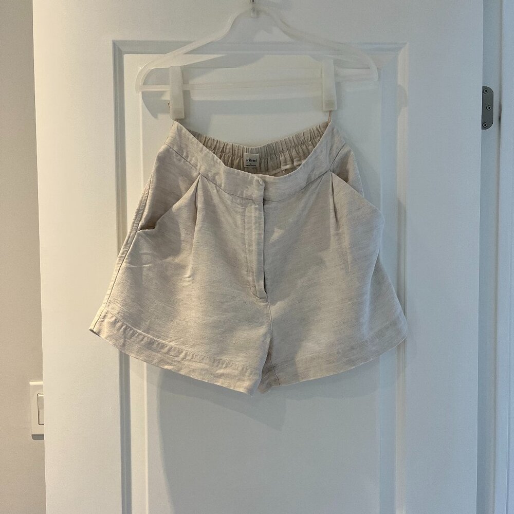 Aritzia Wilfred Fable Linen Shorts - Ecru